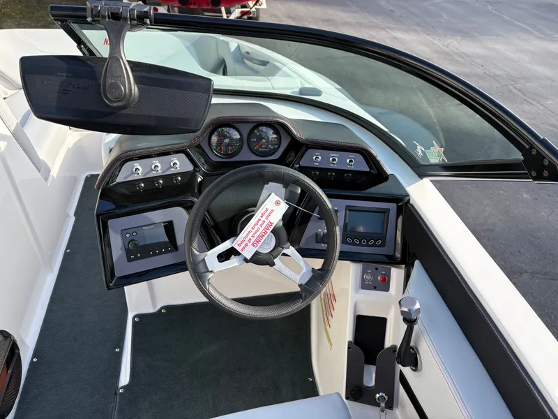 Slide: The Image of MasterCraft NXT20 2021 - 12