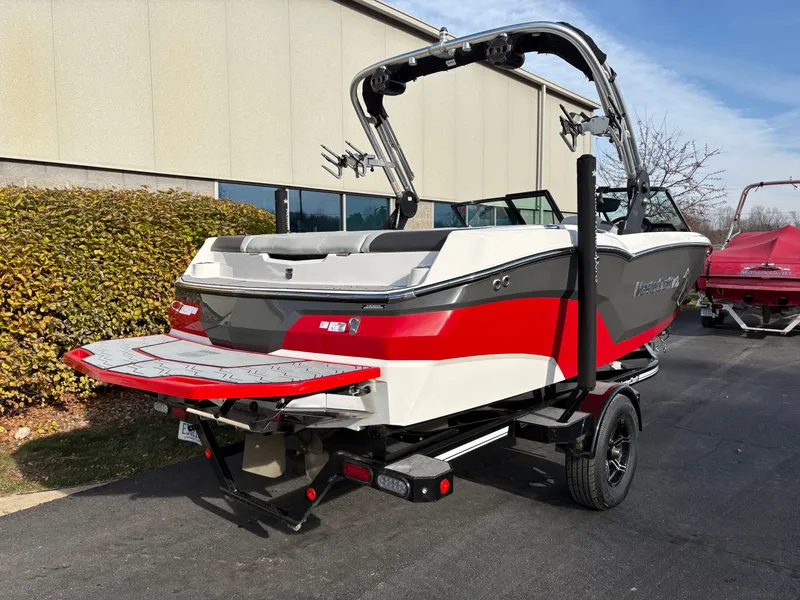 Slide: The Image of MasterCraft NXT20 2021 - 5
