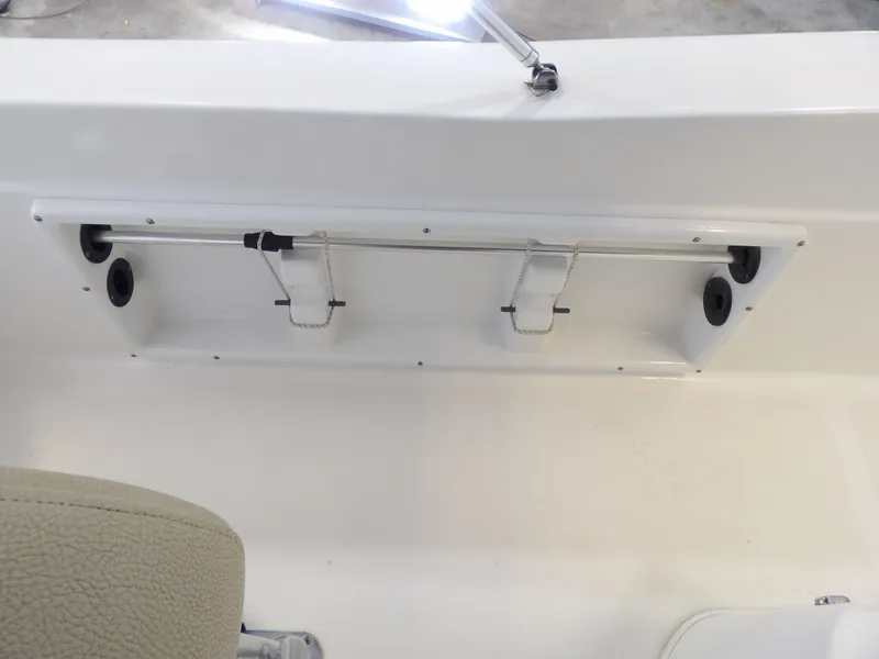 Slide: The Image of NauticStar 211 Angler 2018 - 14