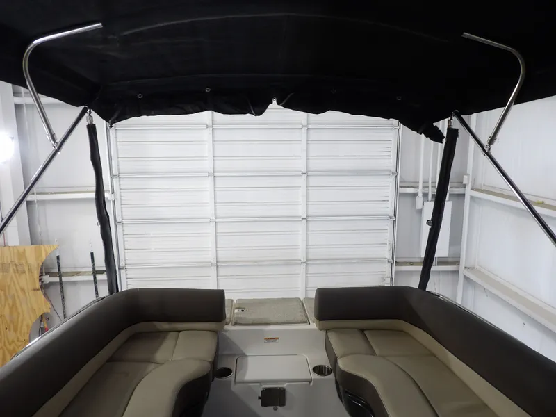 Slide: The Image of Bayliner XR-7 2017 - 20