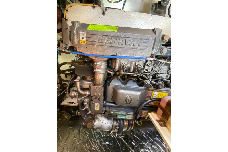 Slide: The Image of Engine of 2007 Cruisers Yachts 370 Express, detailed view. - 61