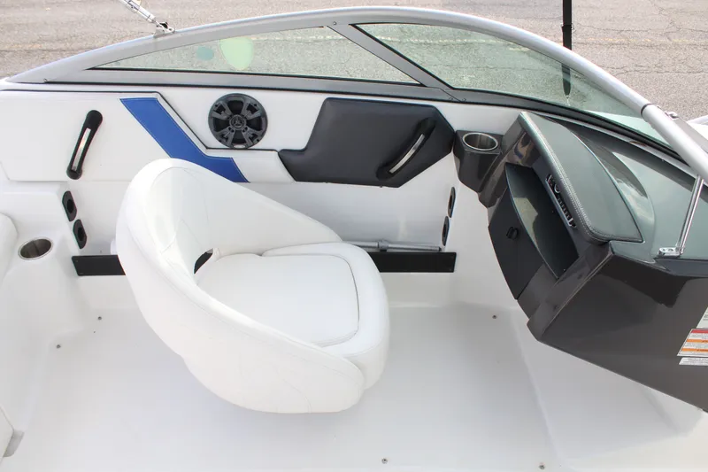 Slide: The Image of Monterey 196 MS 2015 - 11