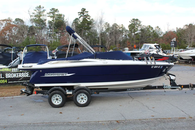 Slide: The Image of Monterey 196 MS 2015 - 17