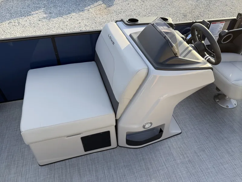 Slide: The Image of Lowe LF 172 2026 - 16