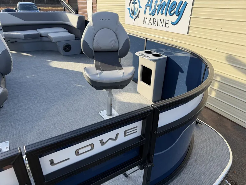 Slide: The Image of Lowe LF 172 2026 - 4