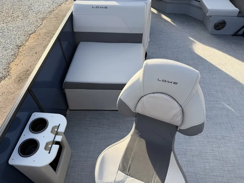 Slide: The Image of Lowe LF 172 2026 - 8