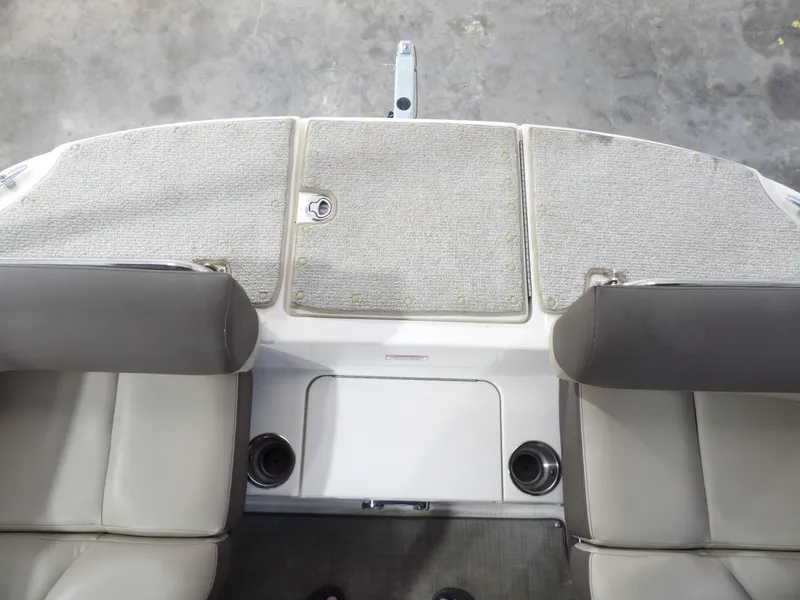 Slide: The Image of Bayliner XR-7 2017 - 17