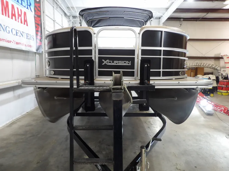 Slide: The Image of Xcursion X23C 2013 - 3