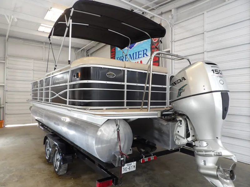 Slide: The Image of Xcursion X23C 2013 - 7