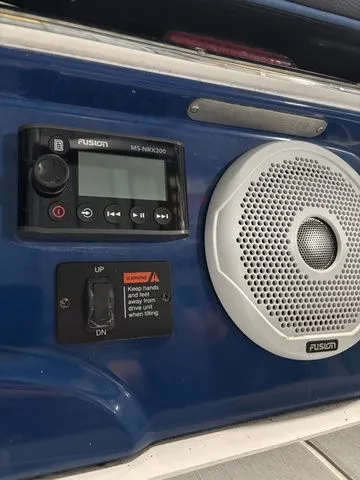 Slide: The Image of Regal LS4 Surf 2019 - 14