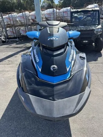 Slide: The Image of Sea-Doo RXT 2017 - 3