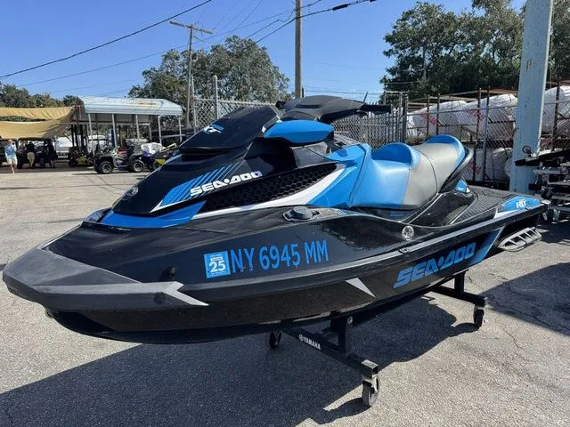 Slide: The Image of Sea-Doo RXT 2017 - 4