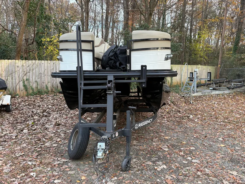 Slide: The Image of Regency dl3 230 2023 - 1