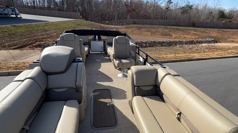 Slide: The Image of Regency dl3 230 2023 - 12