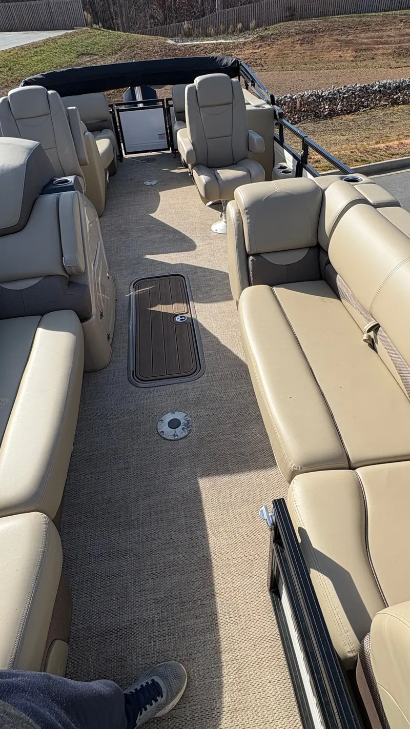 Slide: The Image of Regency dl3 230 2023 - 15