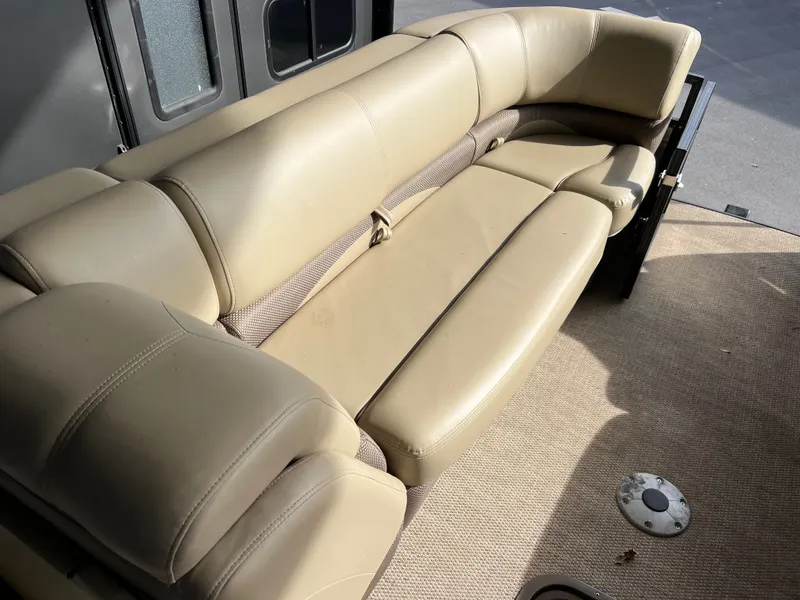 Slide: The Image of Regency dl3 230 2023 - 22