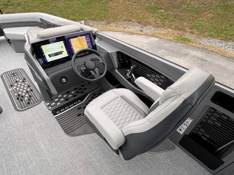 Slide: The Image of Harris Crowne 250 SL 2024 - 48