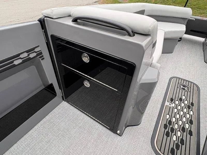 Slide: The Image of Harris Crowne 250 SL 2024 - 63