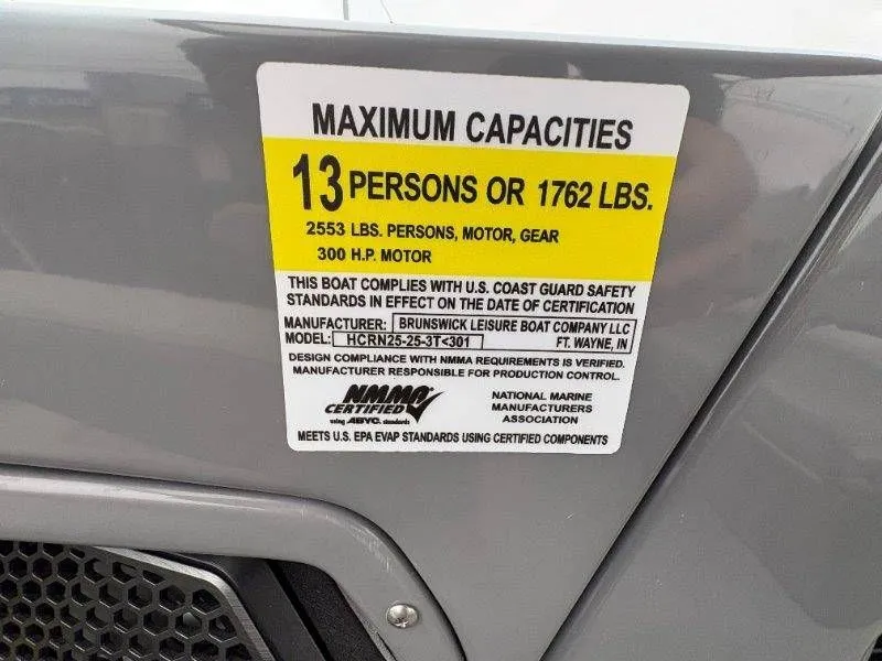 Slide: The Image of Harris Crowne 250 SL 2024 - 64