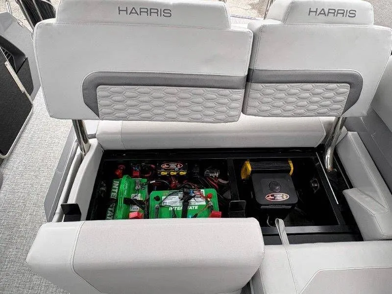 Slide: The Image of Harris Crowne 250 SL 2024 - 68