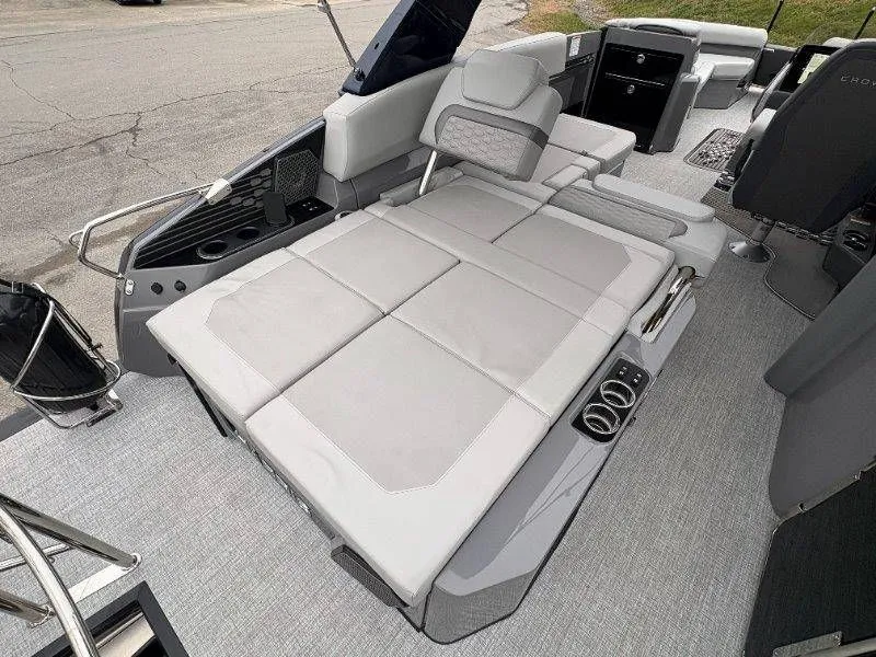 Slide: The Image of Harris Crowne 250 SL 2024 - 79