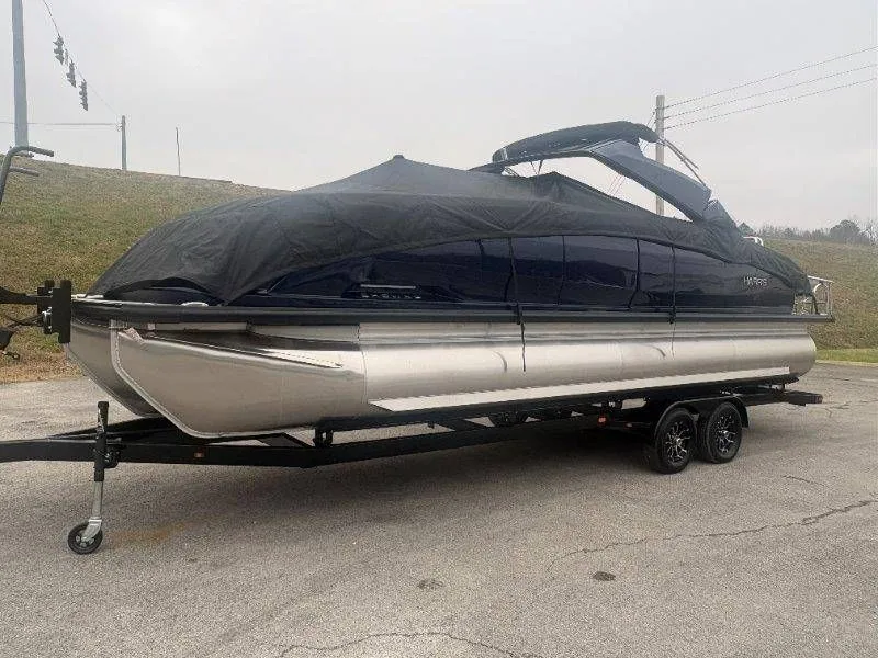 Slide: The Image of Harris Crowne 250 SL 2024 - 91