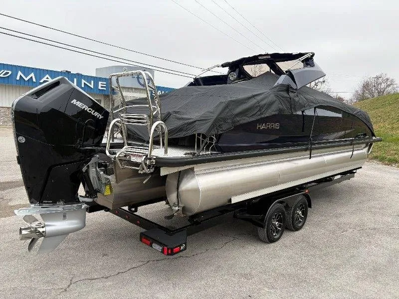 Slide: The Image of Harris Crowne 250 SL 2024 - 93