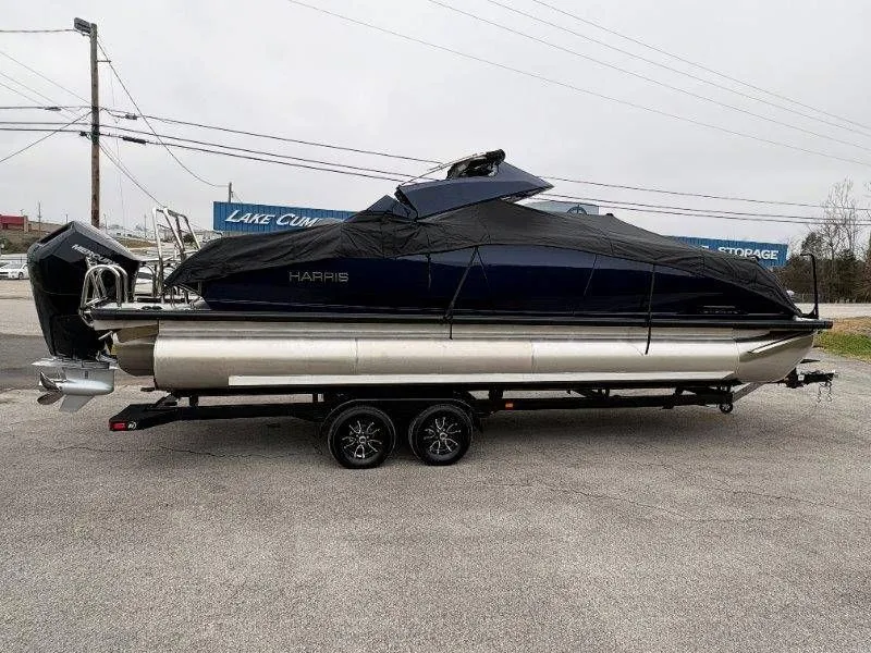 Slide: The Image of Harris Crowne 250 SL 2024 - 94