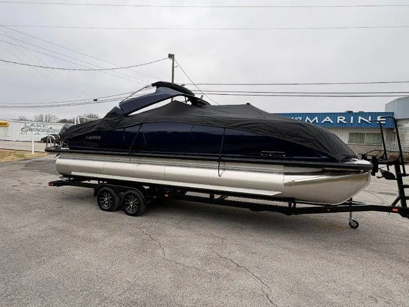 Slide: The Image of Harris Crowne 250 SL 2024 - 96