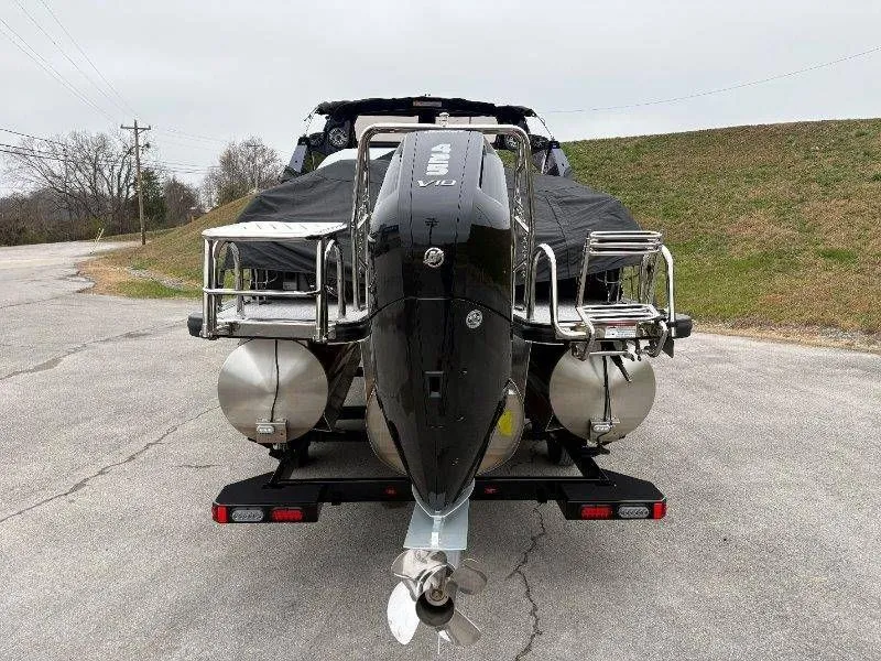 Slide: The Image of Harris Crowne 250 SL 2024 - 97