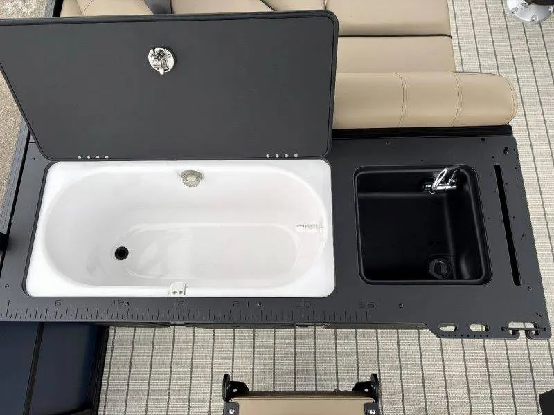 Slide: The Image of Viaggio Lago V20R 2026 - 28