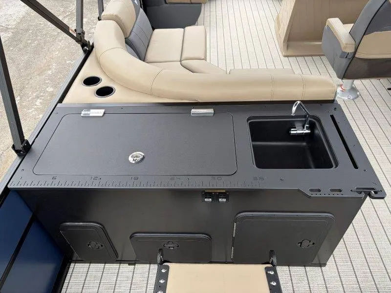 Slide: The Image of Viaggio Lago V20R 2026 - 31