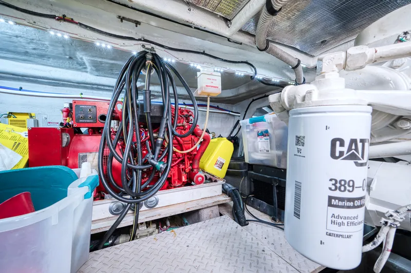 Slide: The Image of Sea Ray Sundancer 510 2001 - 53