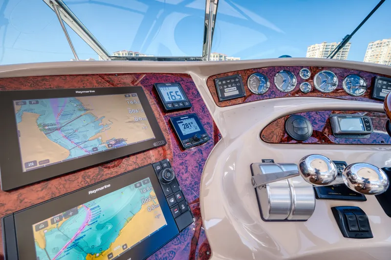 Slide: The Image of Sea Ray Sundancer 510 2001 - 62