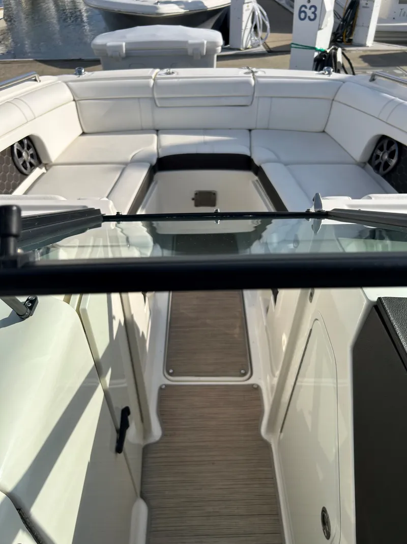 Slide: The Image of Sea Ray 270 SDX-OB 2020 - 4