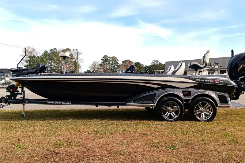 Slide: The Image of 2026 Ranger Z521R Cup-Equipped boat on trailer, side view, outdoors. - 3
