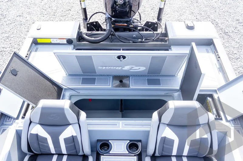 Slide: The Image of 2026 G3 Sportsman 1910 SE boat interior with open storage compartments and seating. - 50