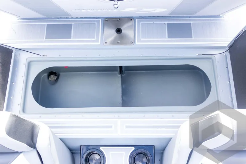 Slide: The Image of 2026 G3 Sportsman 1910 SE boat interior with storage compartment and seating. - 51