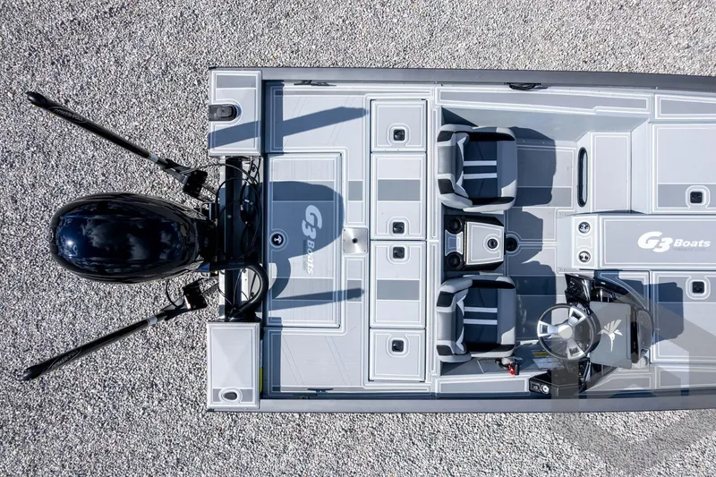 Slide: The Image of 2026 G3 Sportsman 1910 SE boat, aerial view, showcasing sleek design and seating arrangement. - 57