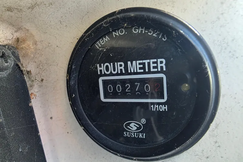 Slide: The Image of Hour meter reading 270.2 on 1985 Express Yachting Express 30. - 25