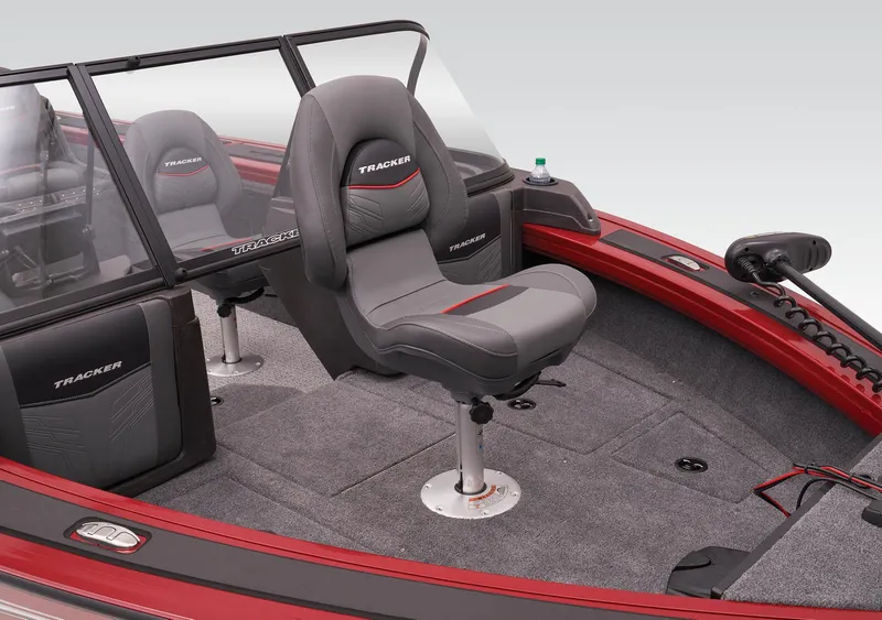Slide: The Image of Manufacturer Provided Image: Tracker Targa V-19 Combo - 31
