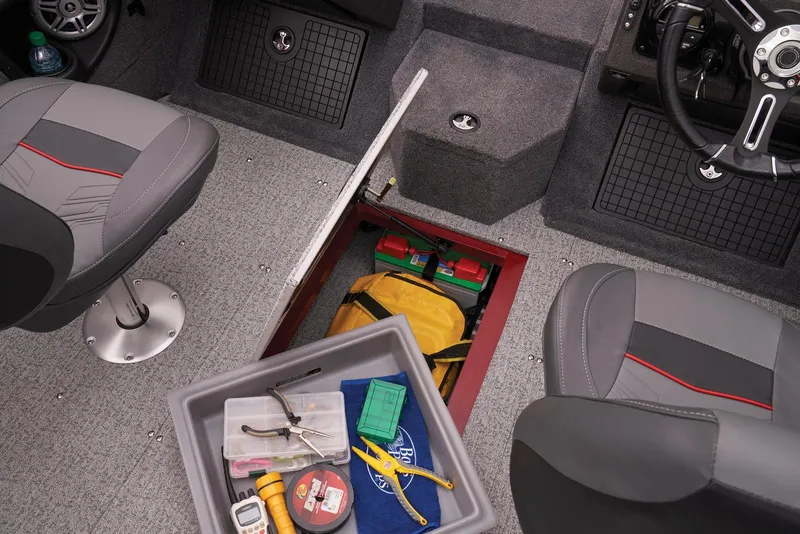 Slide: The Image of Manufacturer Provided Image: Tracker Targa V-19 Combo - 50