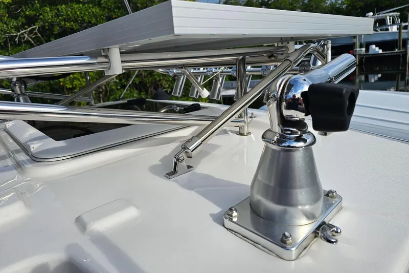 Slide: The Image of Close-up of Cuwater C-32-CB boat's solar panel and mount, 2022 model. - 16