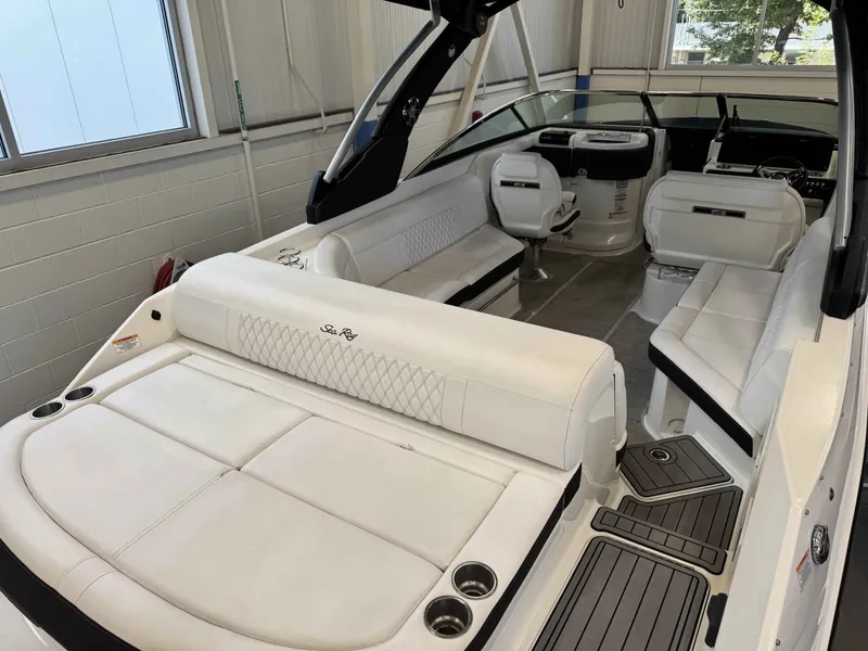 Slide: The Image of Sea Ray 280SLX 2019 - 3