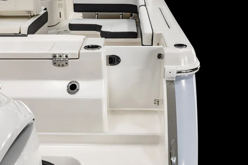 Slide: The Image of 2026 Robalo R277 3 - 3