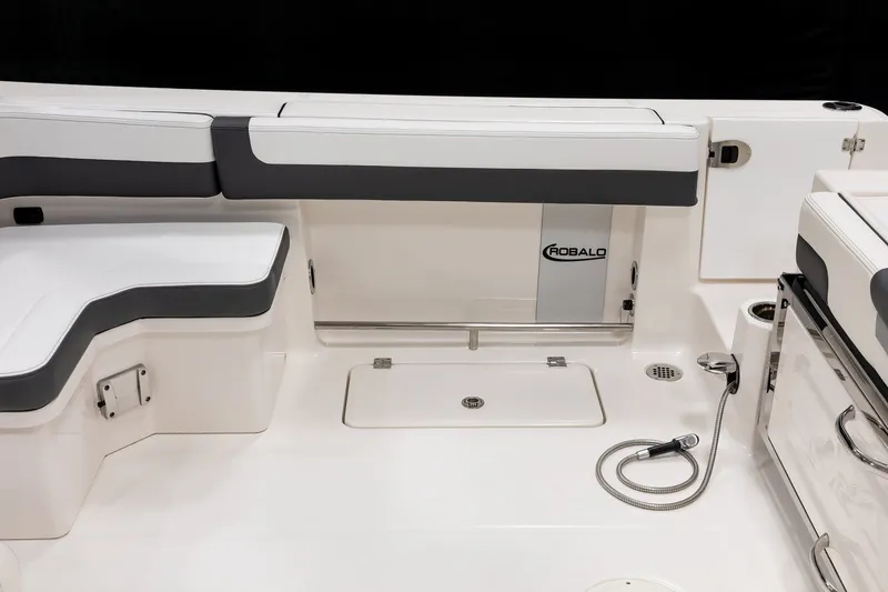 Slide: The Image of 2026 Robalo R277 6 - 6