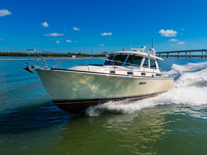 Slide: The Image of Sabre 48 Salon Express 2018 - 2