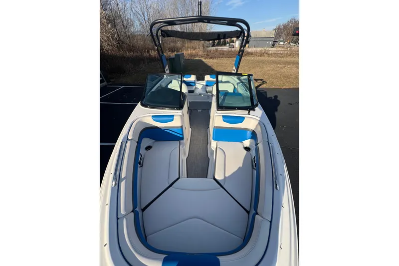 Slide: The Image of 2018 Chaparral Vortex 203 VRX boat interior with blue and white seating. - 26