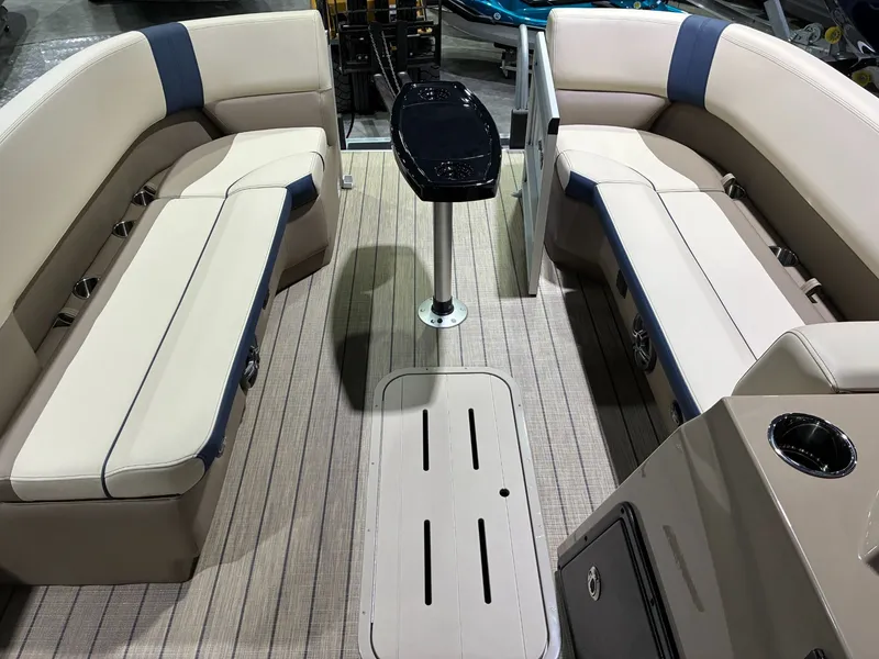 Slide: The Image of SunCatcher Select 322SL 2026 - 9