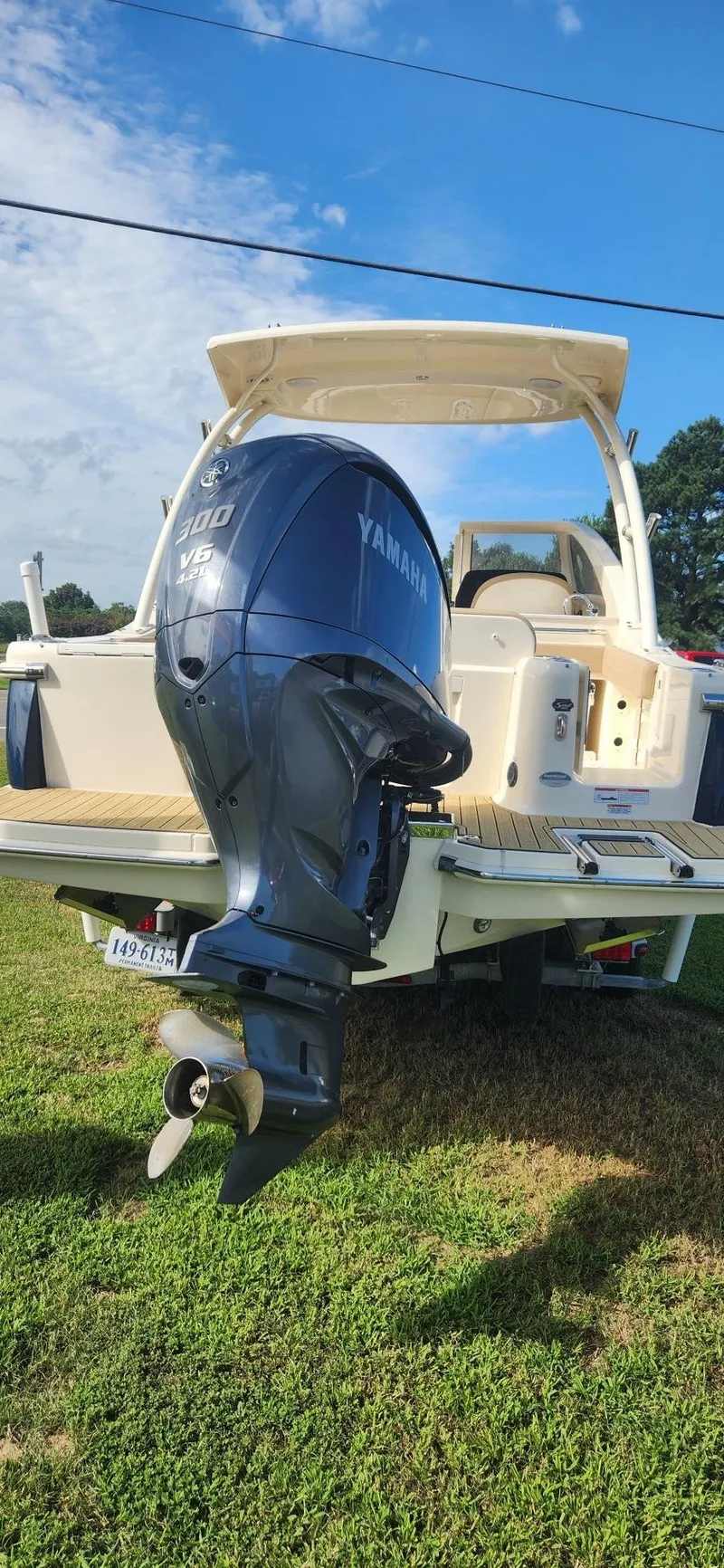 Slide: The Image of Scout 240 Dorado 2023 - 5